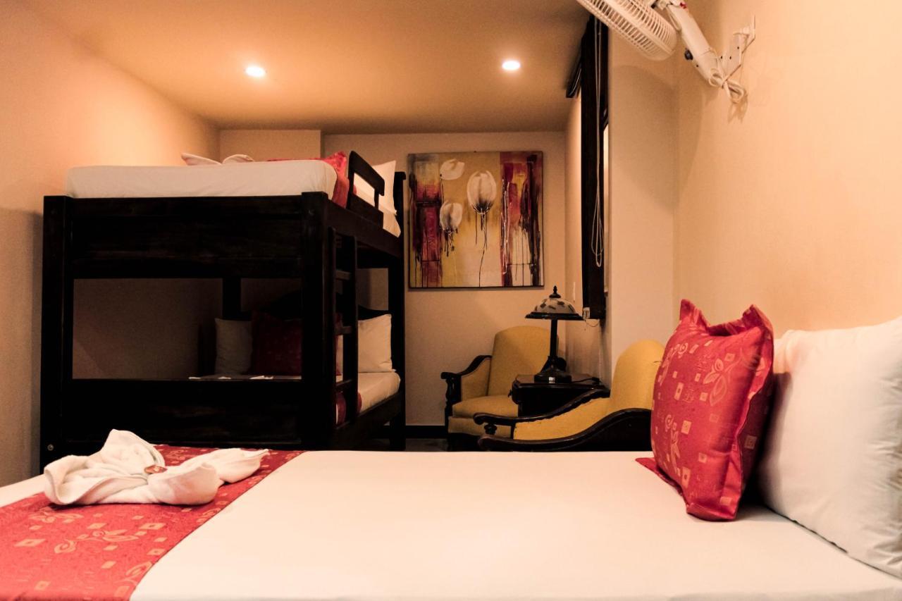 Hotel Plaza Garibaldi Caldas ภายนอก รูปภาพ