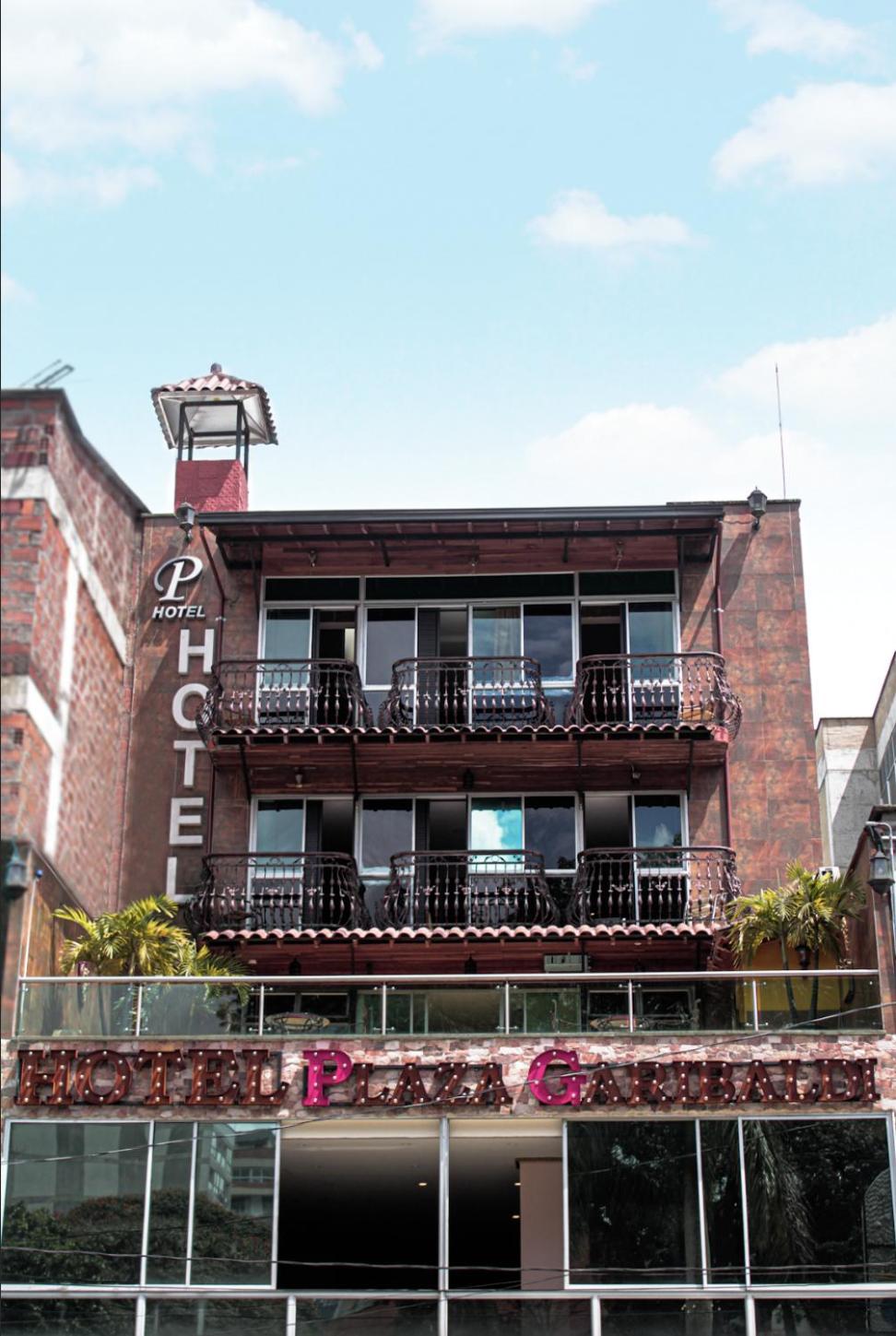 Hotel Plaza Garibaldi Caldas ภายนอก รูปภาพ