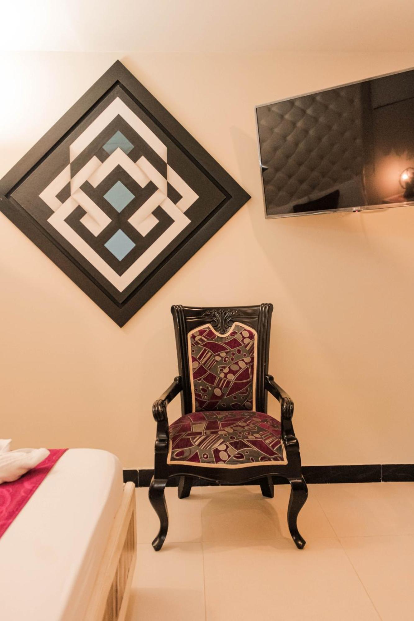 Hotel Plaza Garibaldi Caldas ภายนอก รูปภาพ